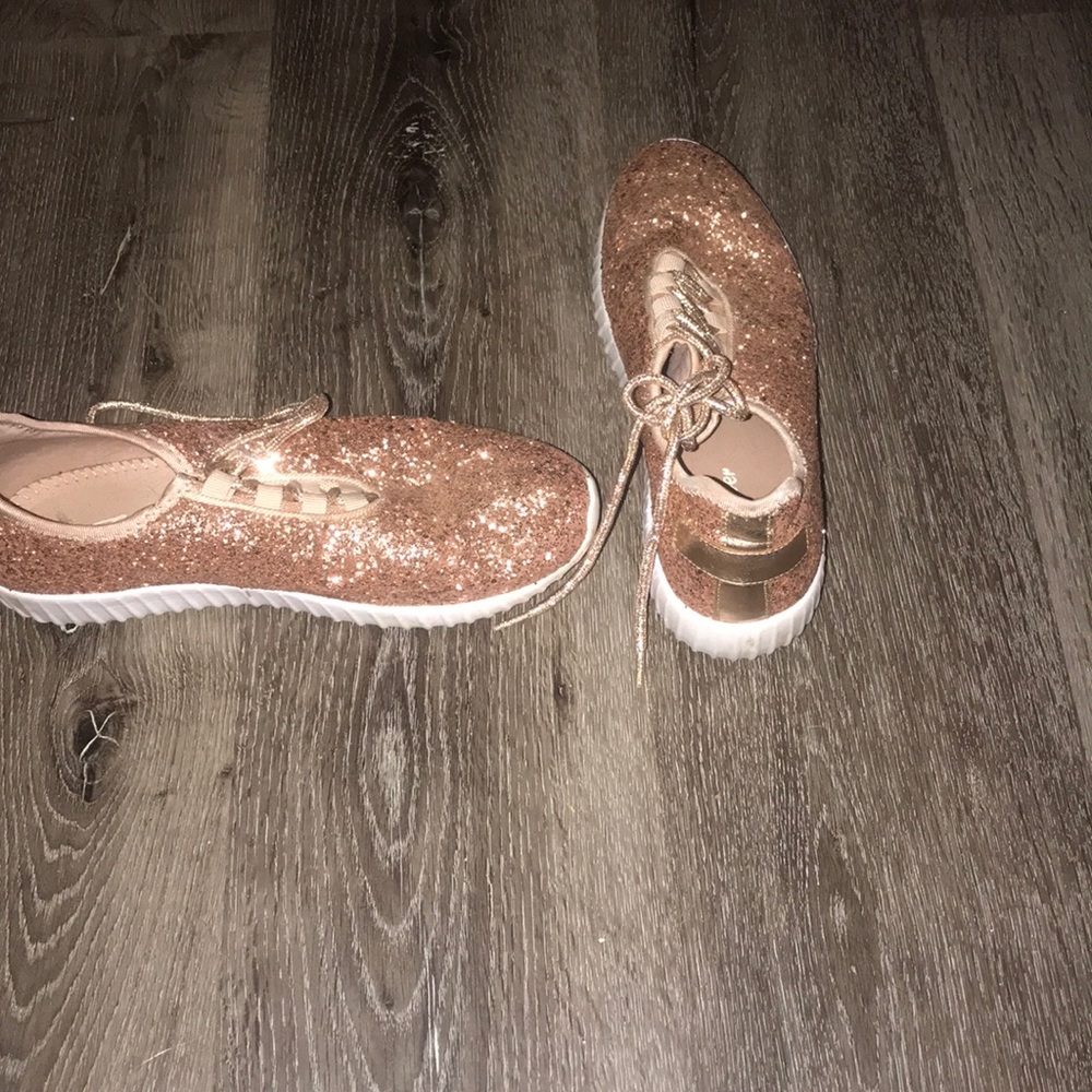 Sparkling sneakers - Picture 1 of 1